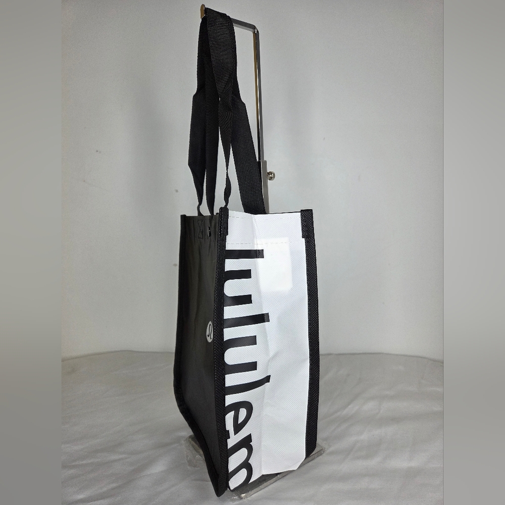 Lululemon Black Reusable Shopping Bag - Picture 2 of 5